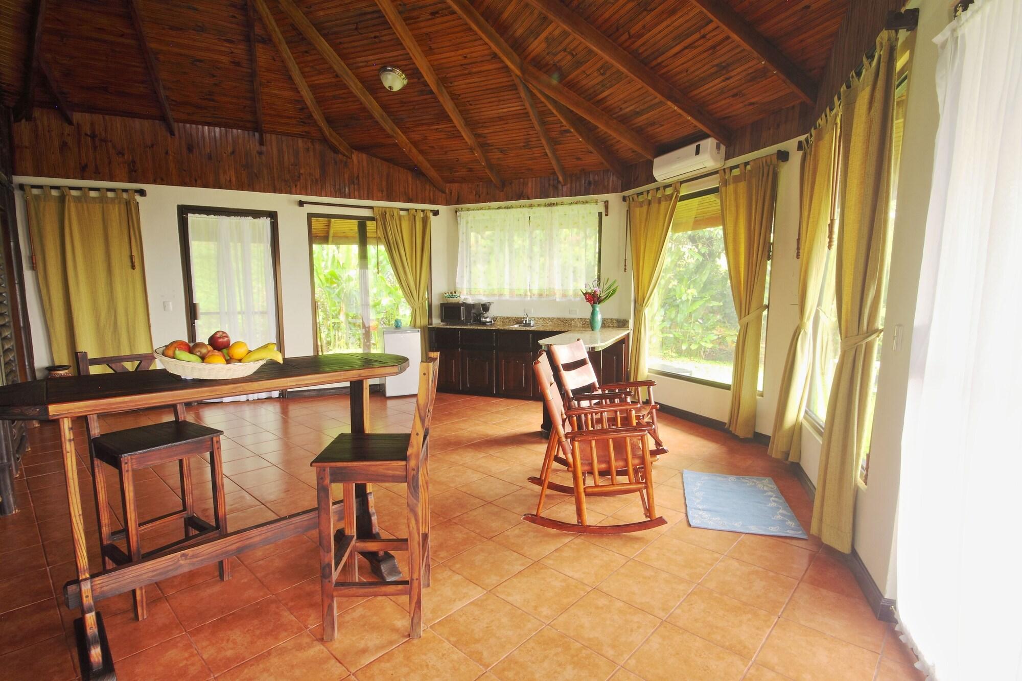Arenal Waterfall Lodge Bagian luar foto