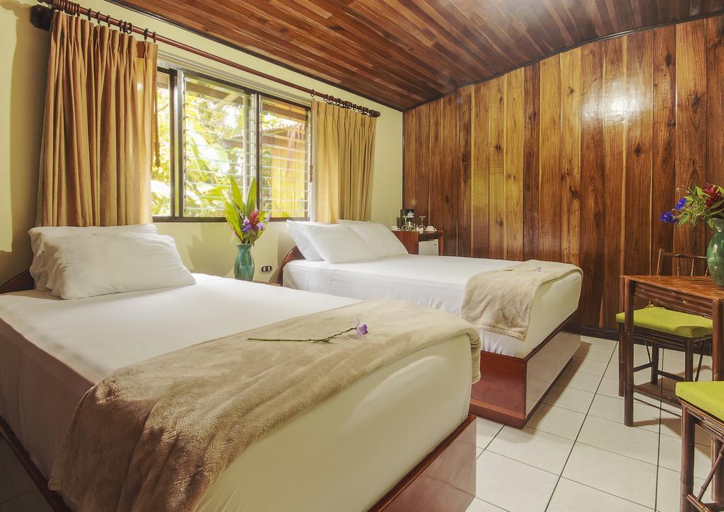 Arenal Waterfall Lodge Bagian luar foto