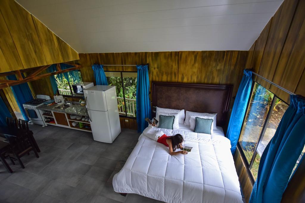 Arenal Waterfall Lodge Bagian luar foto