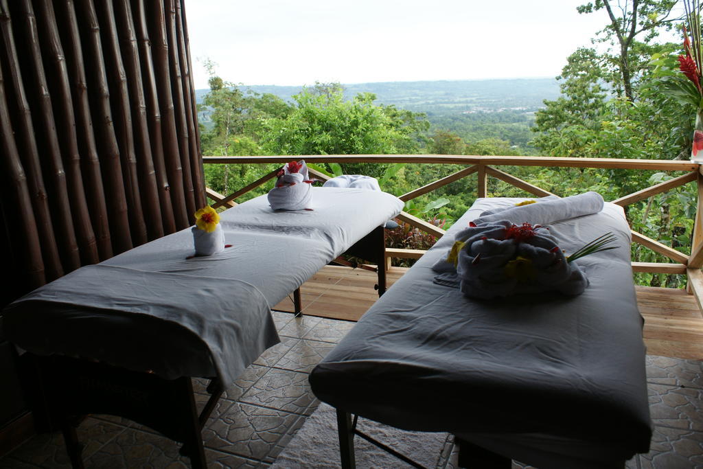 Arenal Waterfall Lodge Bagian luar foto
