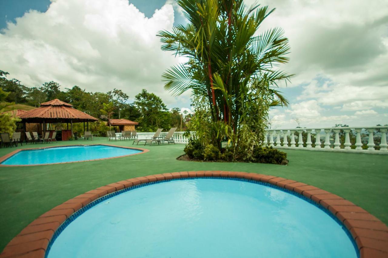 Arenal Waterfall Lodge Bagian luar foto