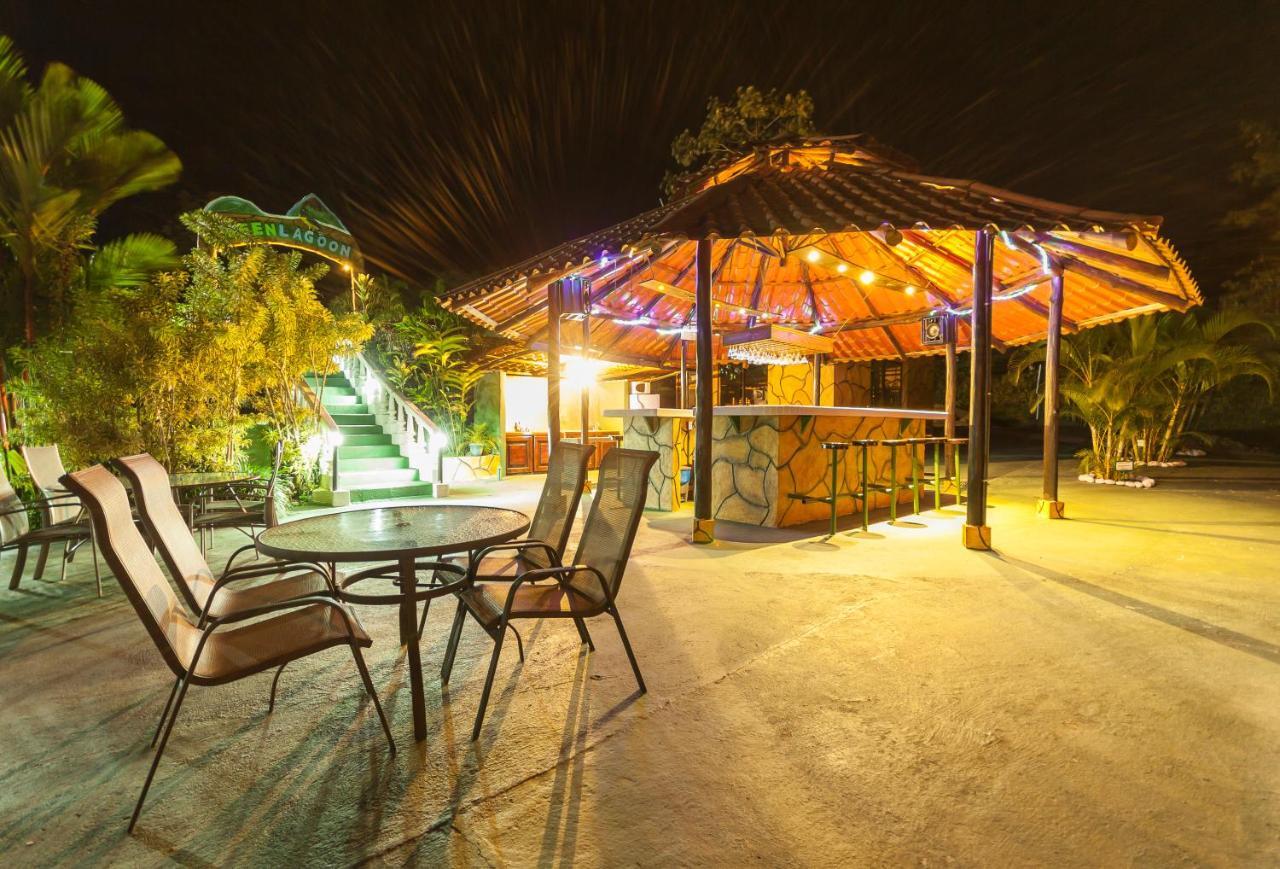 Arenal Waterfall Lodge Bagian luar foto
